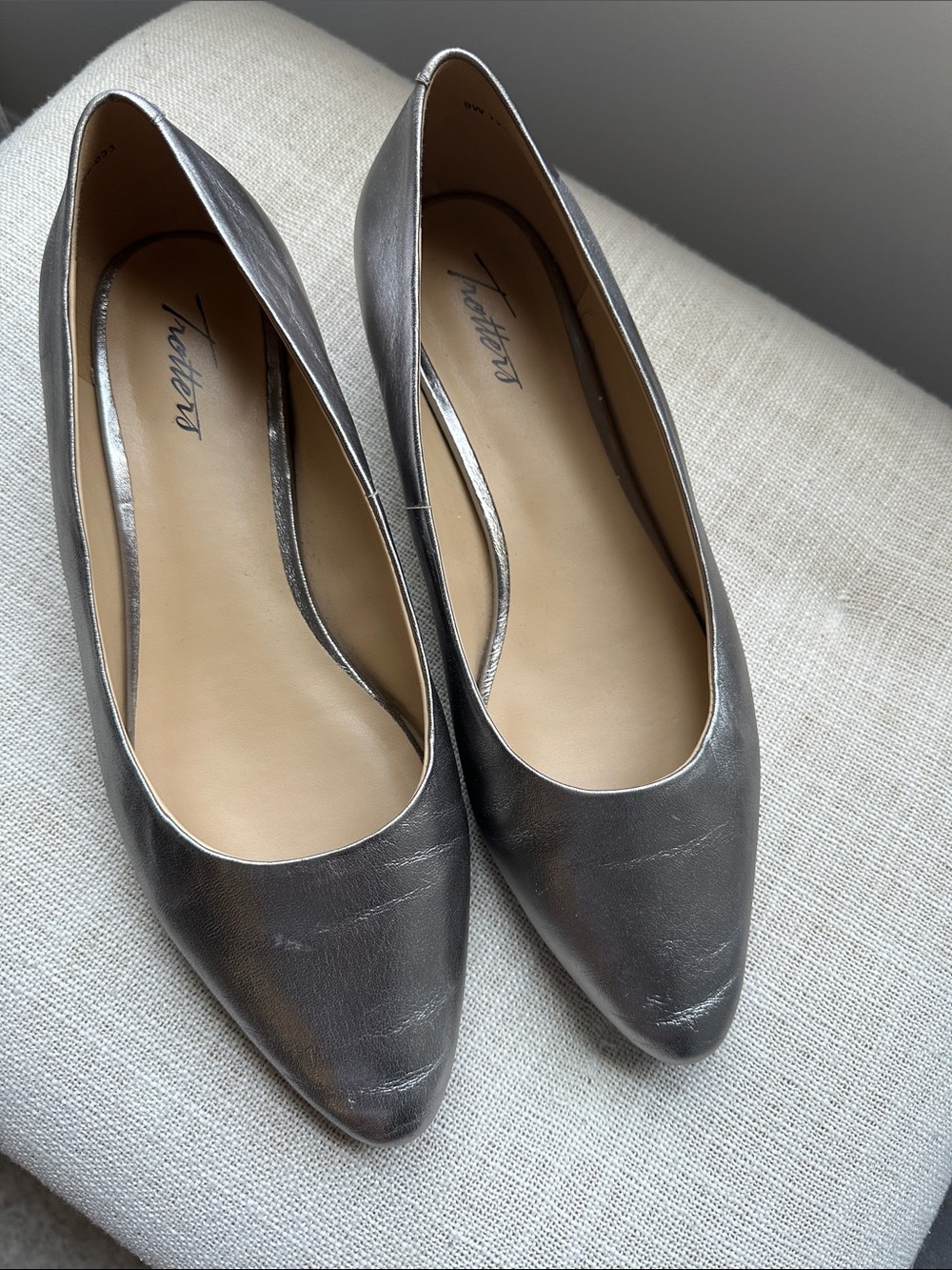 Trotters Metallic Pointed-Toe Flats - Silver